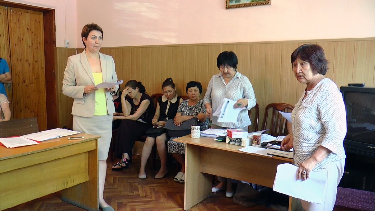 Trial of Tolekan Ismailova, President of Bir Duino Kyrgyzstan and FIDH Vice-President, and Aziza Abdirasulova, President of Kylym Shamy, against the Kyrgyz President Almazbek Atambayev