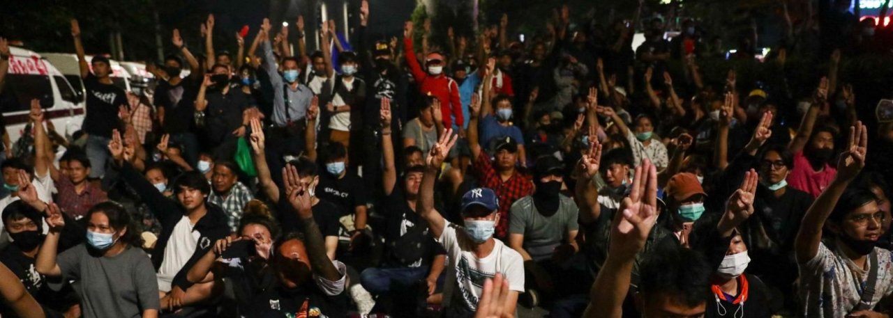 Thailand: Conviction and prison sentences of four prominent pro-democracy activists on lèse-majesté charges